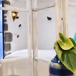 度假居 Lavastein-bauernhaus Yazmina Mit Schoenem Garten By Interhome