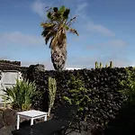 Lavastein-bauernhaus Yazmina Mit Schoenem Garten By Interhome