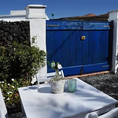 Lavastein-bauernhaus Yazmina Mit Schoenem Garten By Interhome Yaiza (Lanzarote)