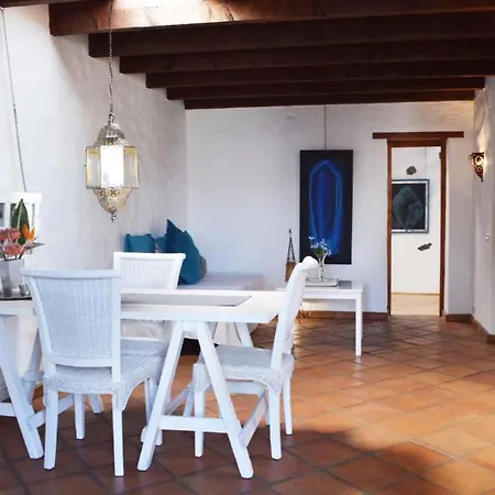 Lavastein-bauernhaus Yazmina Mit Schoenem Garten By Interhome Feriehus Yaiza (Lanzarote)