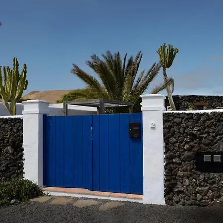 Lavastein-bauernhaus Yazmina Mit Schoenem Garten By Interhome * Yaiza (Lanzarote)