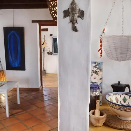 Lavastein-bauernhaus Yazmina Mit Schoenem Garten By Interhome *