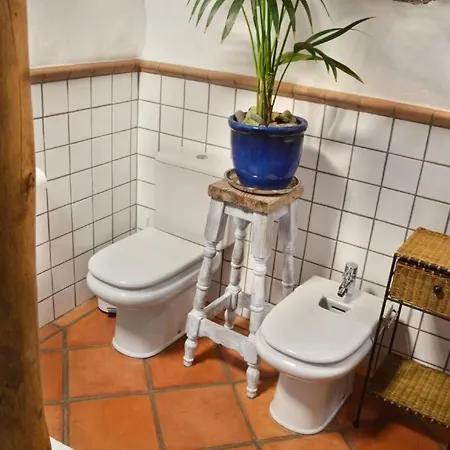 Feriehus Lavastein-bauernhaus Yazmina Mit Schoenem Garten By Interhome