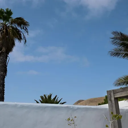 Lavastein-bauernhaus Yazmina Mit Schoenem Garten By Interhome Feriehus Yaiza (Lanzarote)