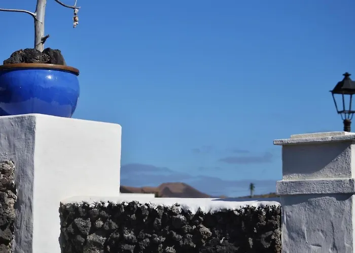 Lavastein-bauernhaus Yazmina Mit Schoenem Garten By Interhome Ferienhaus Yaiza (Lanzarote)