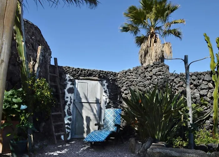 Lavastein-bauernhaus Yazmina Mit Schoenem Garten By Interhome Ferienhaus Yaiza (Lanzarote)