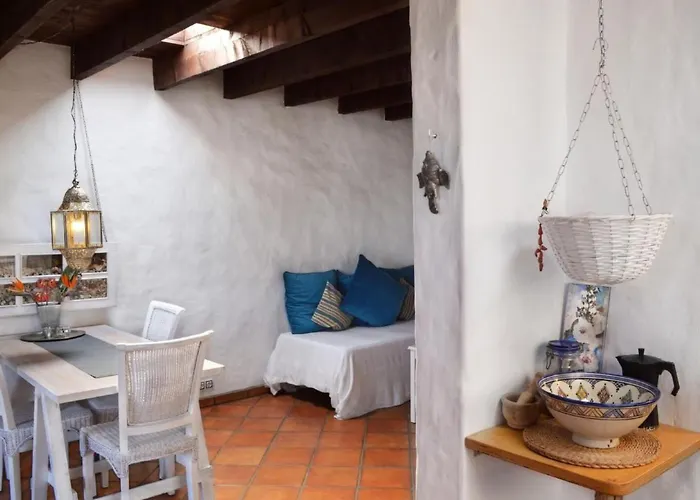 Lavastein-bauernhaus Yazmina Mit Schoenem Garten By Interhome Yaiza (Lanzarote)